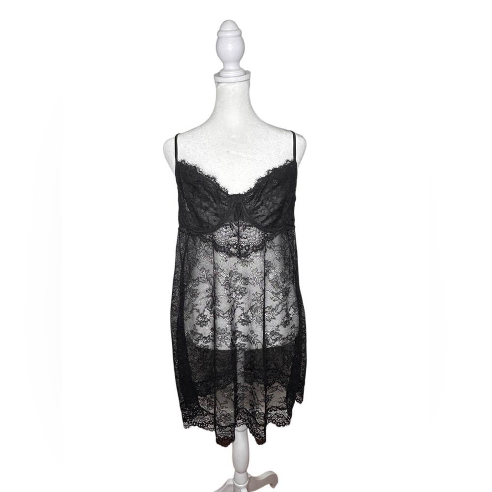 INC International Concepts NWOT Elegant Black Lace Chemise